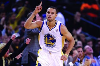 姆巴佩双响+库尔图瓦神扑！皇马客场群星闪耀，多名主力带伤出战